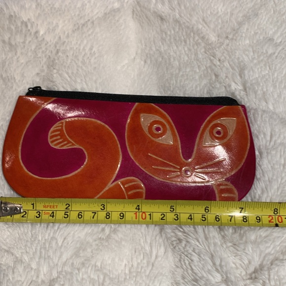 Artisan Leather Cat Wallet - Picture 5 of 6